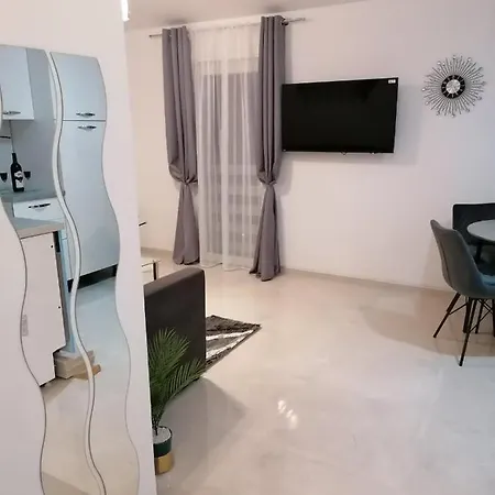 Appartement Luna Nečujam